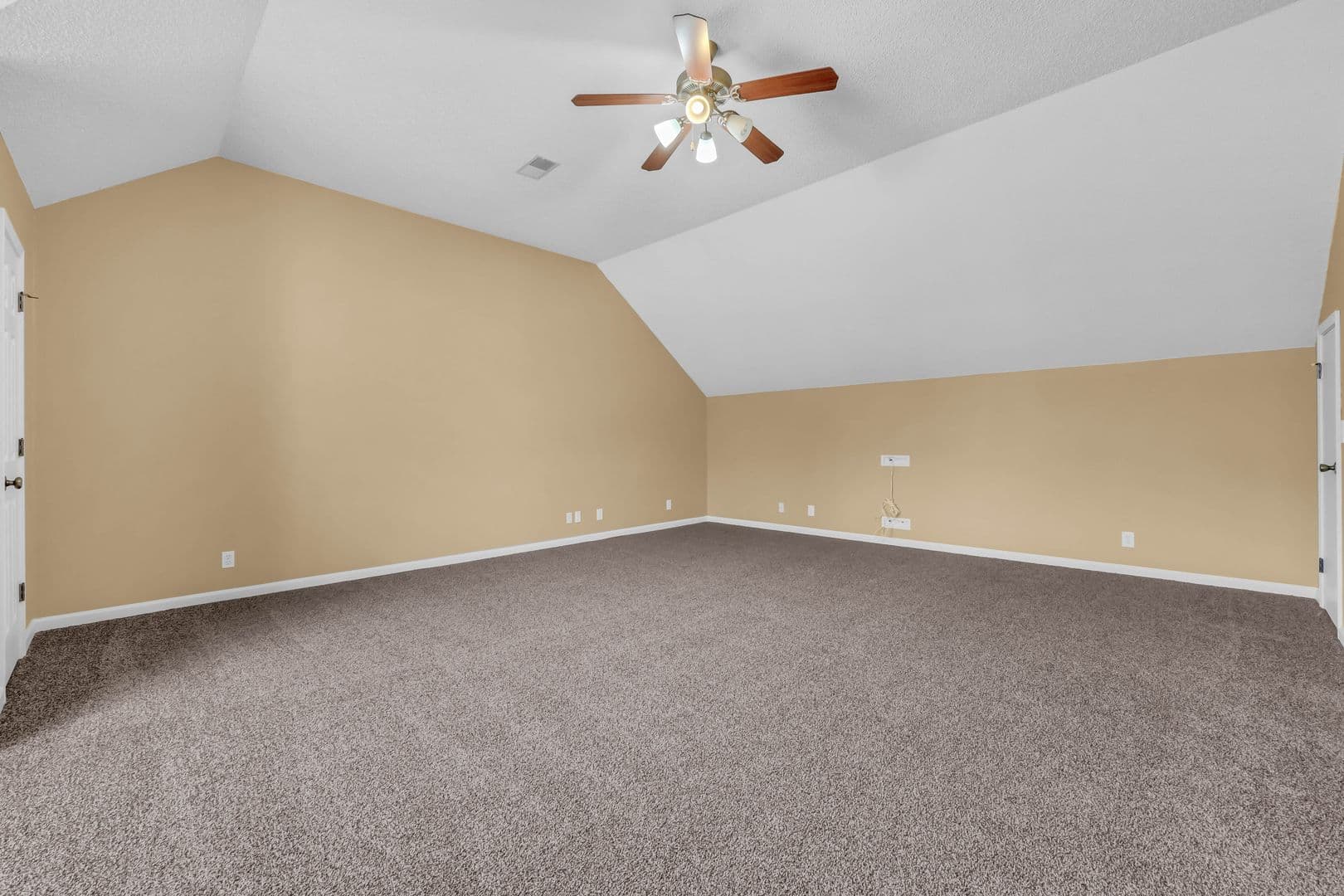 3332 Victoria Ct 25 of 45