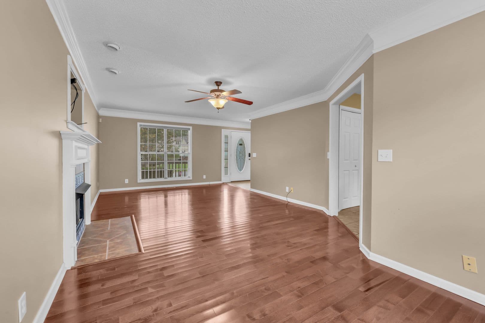 3332 Victoria Ct 12 of 45