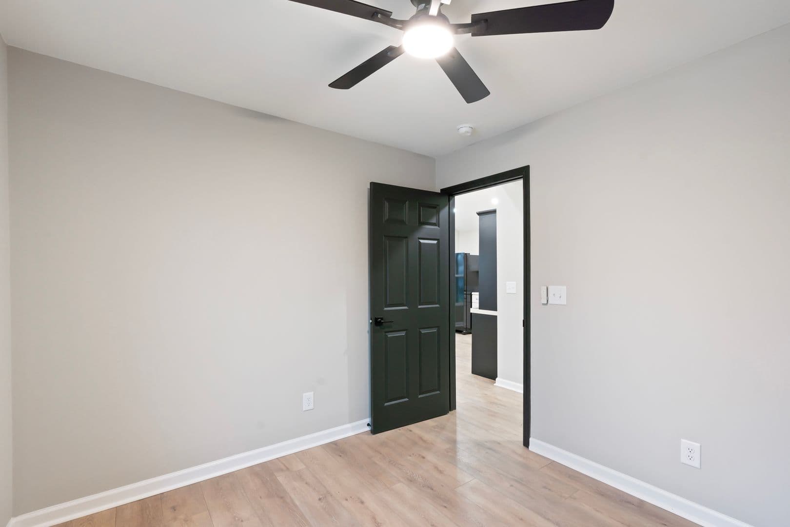 804 Martin Street 14 of 27