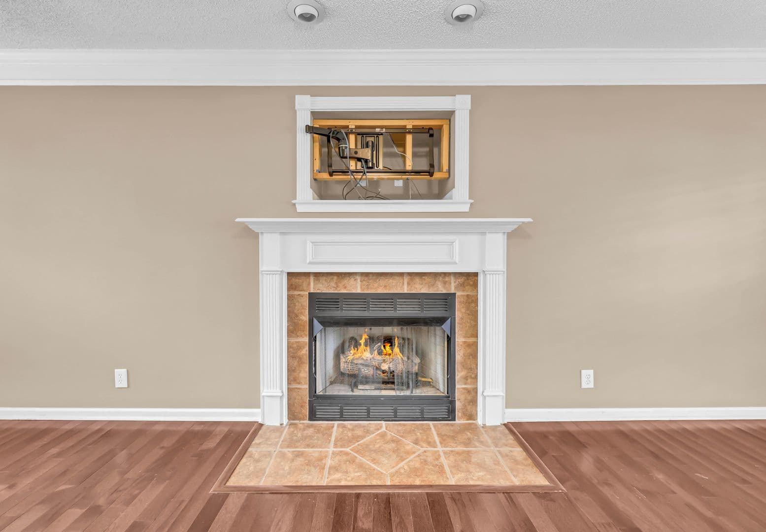 3332 Victoria Ct 13 of 45
