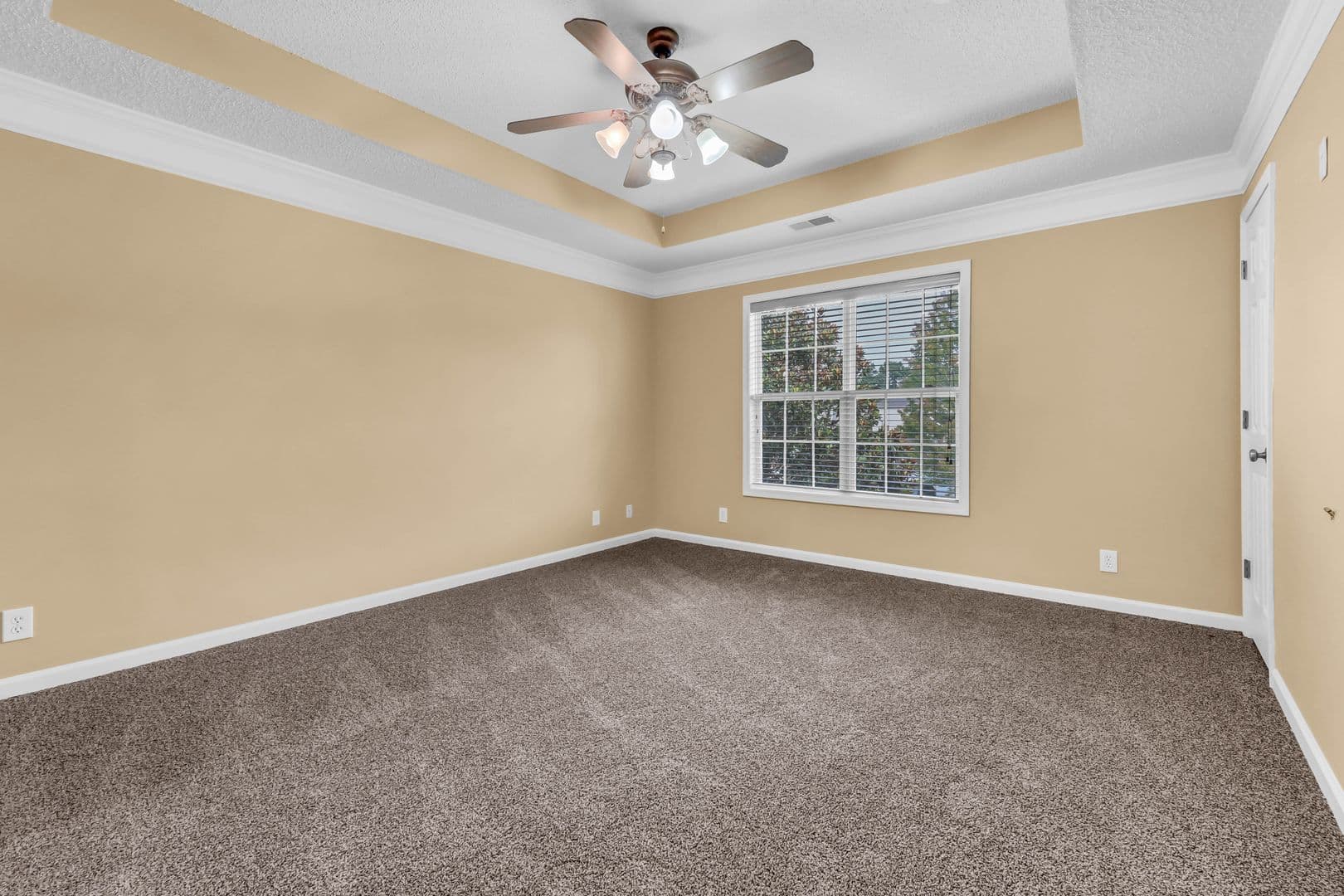 3332 Victoria Ct 33 of 45