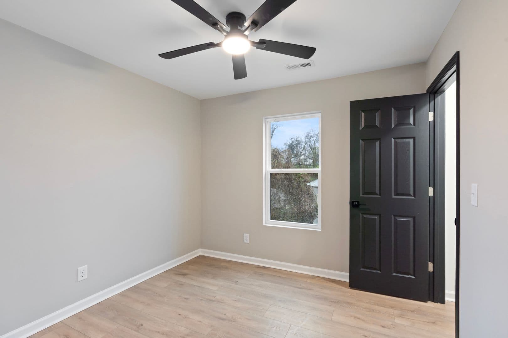 804 Martin Street 18 of 27