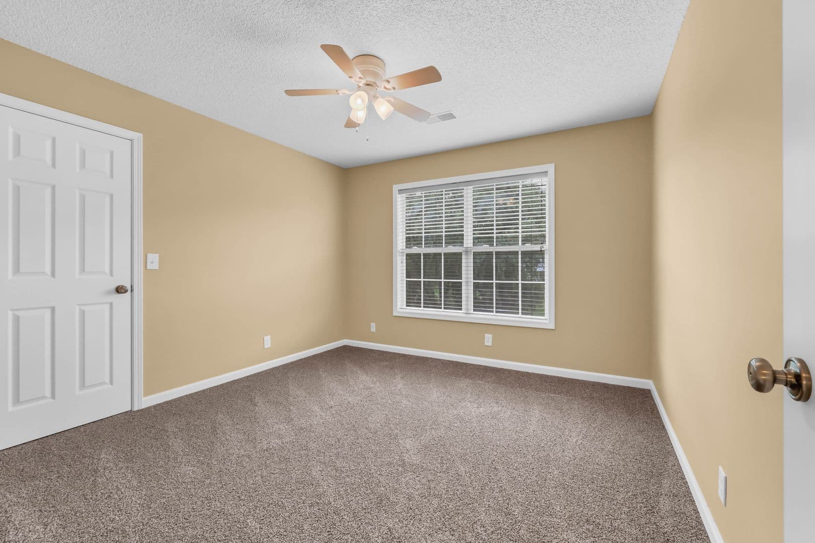 3332 Victoria Ct 30 of 45