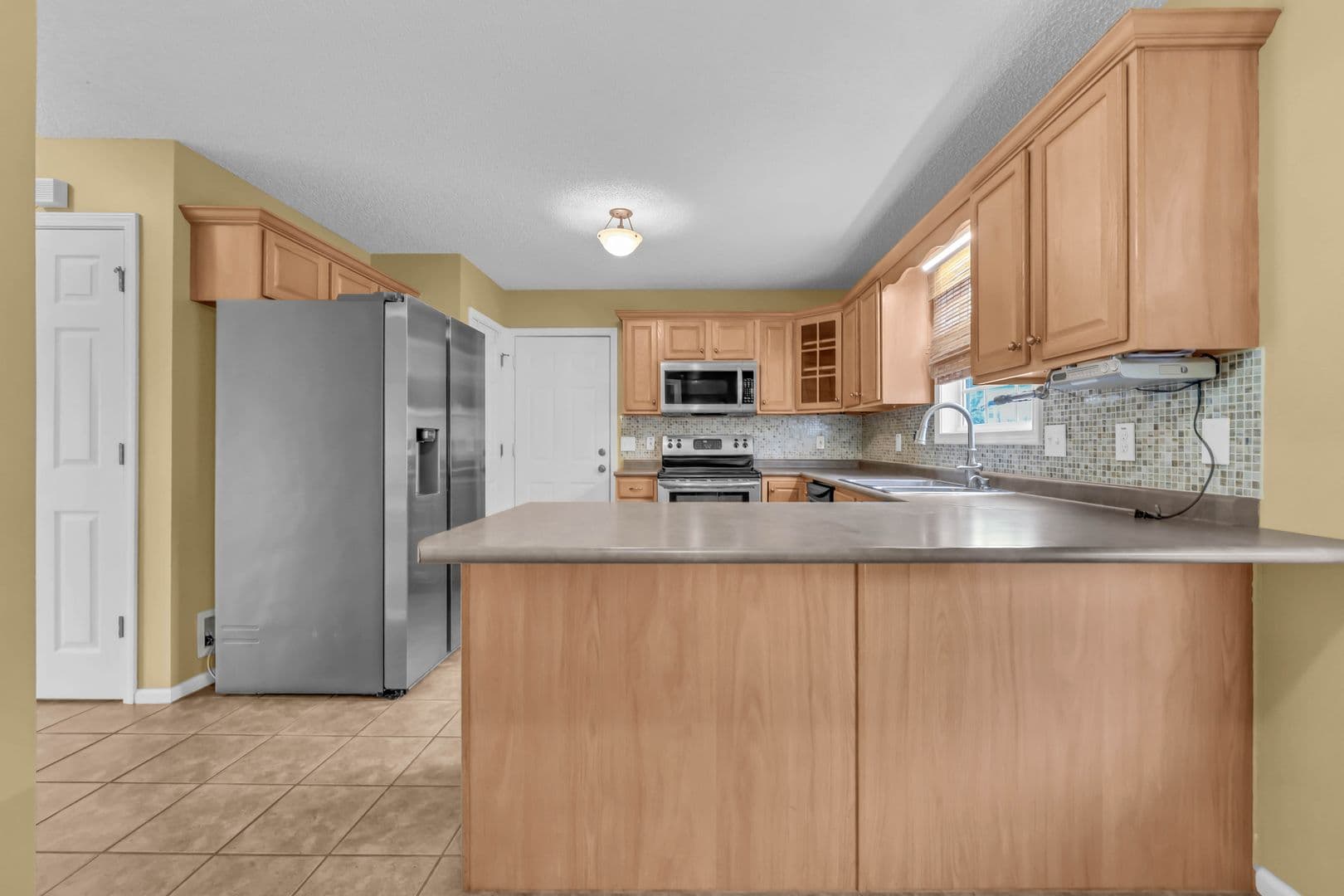 3332 Victoria Ct 19 of 45