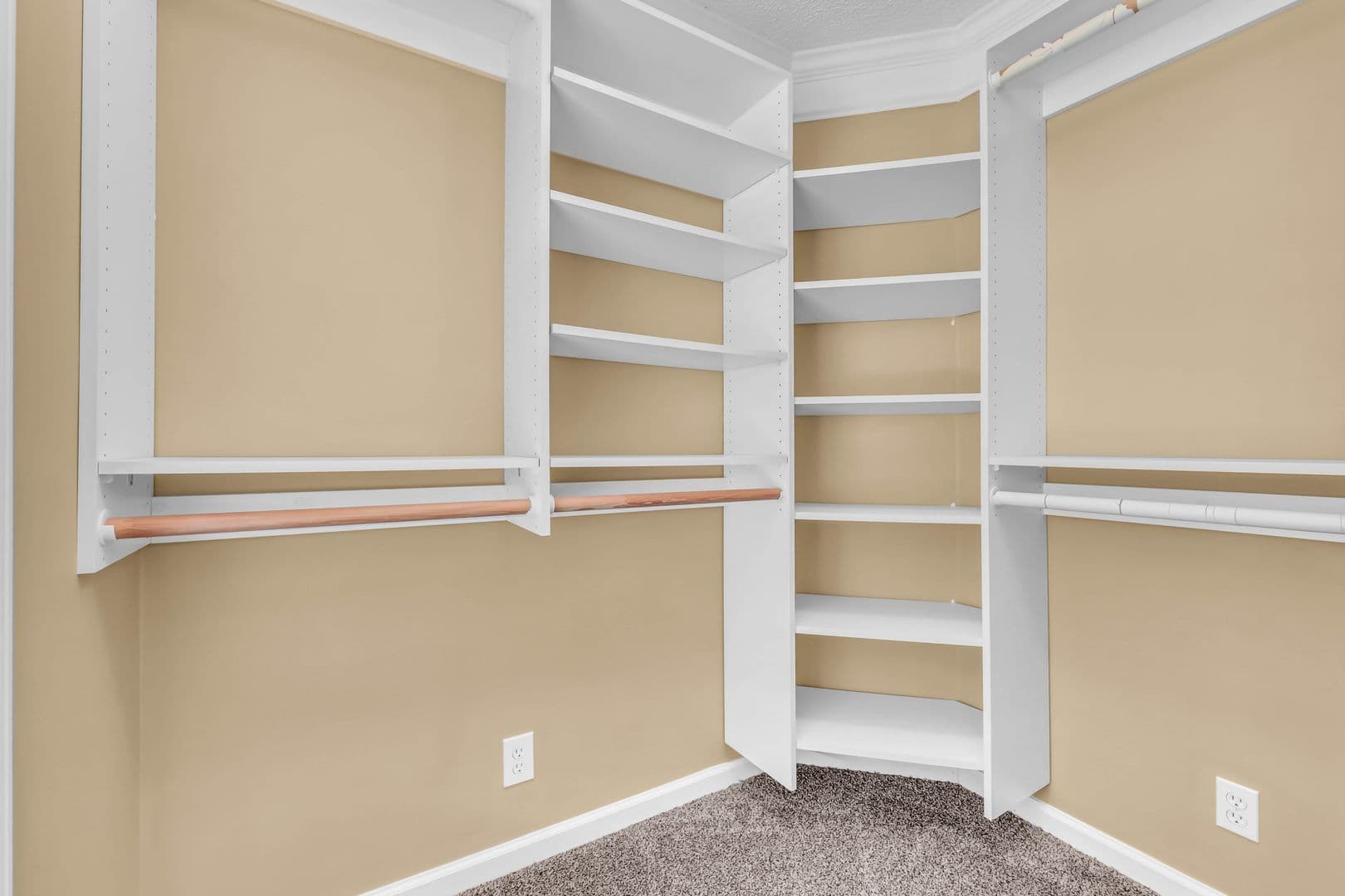 3332 Victoria Ct 34 of 45