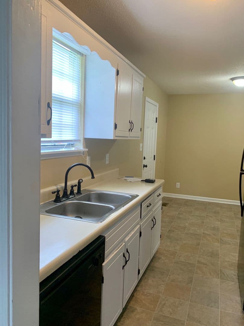 583 Cynthia Dr 8 of 26
