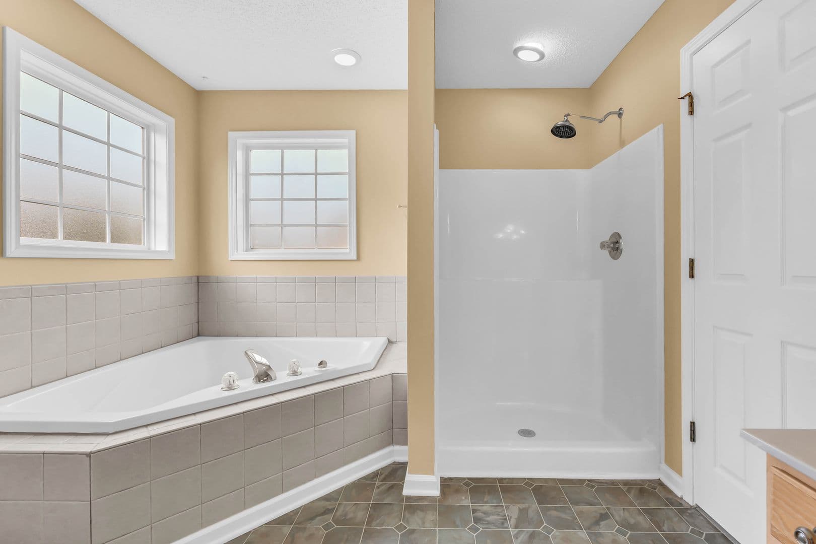 3332 Victoria Ct 36 of 45