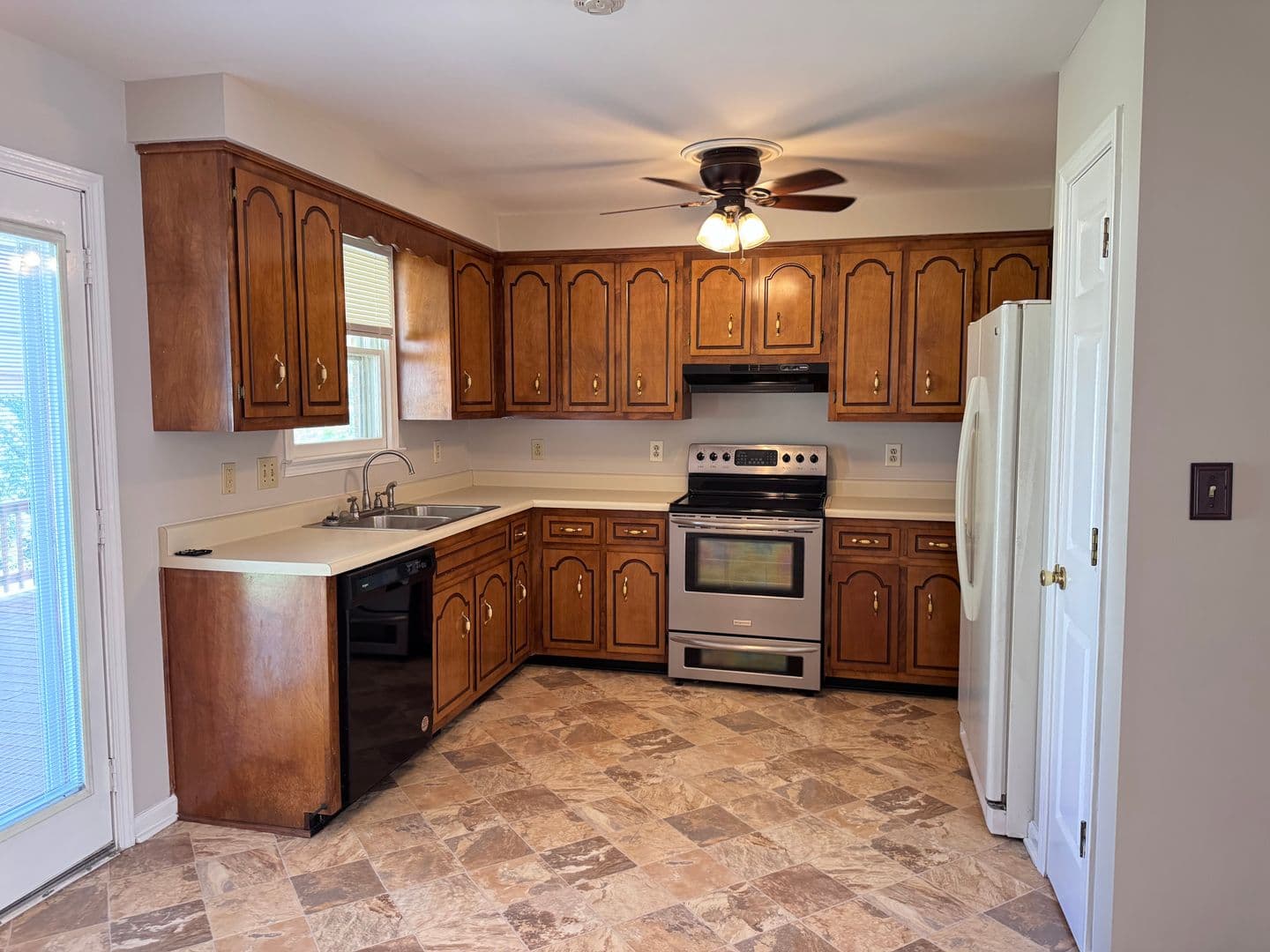 438 Kelsey Drive 4 of 22