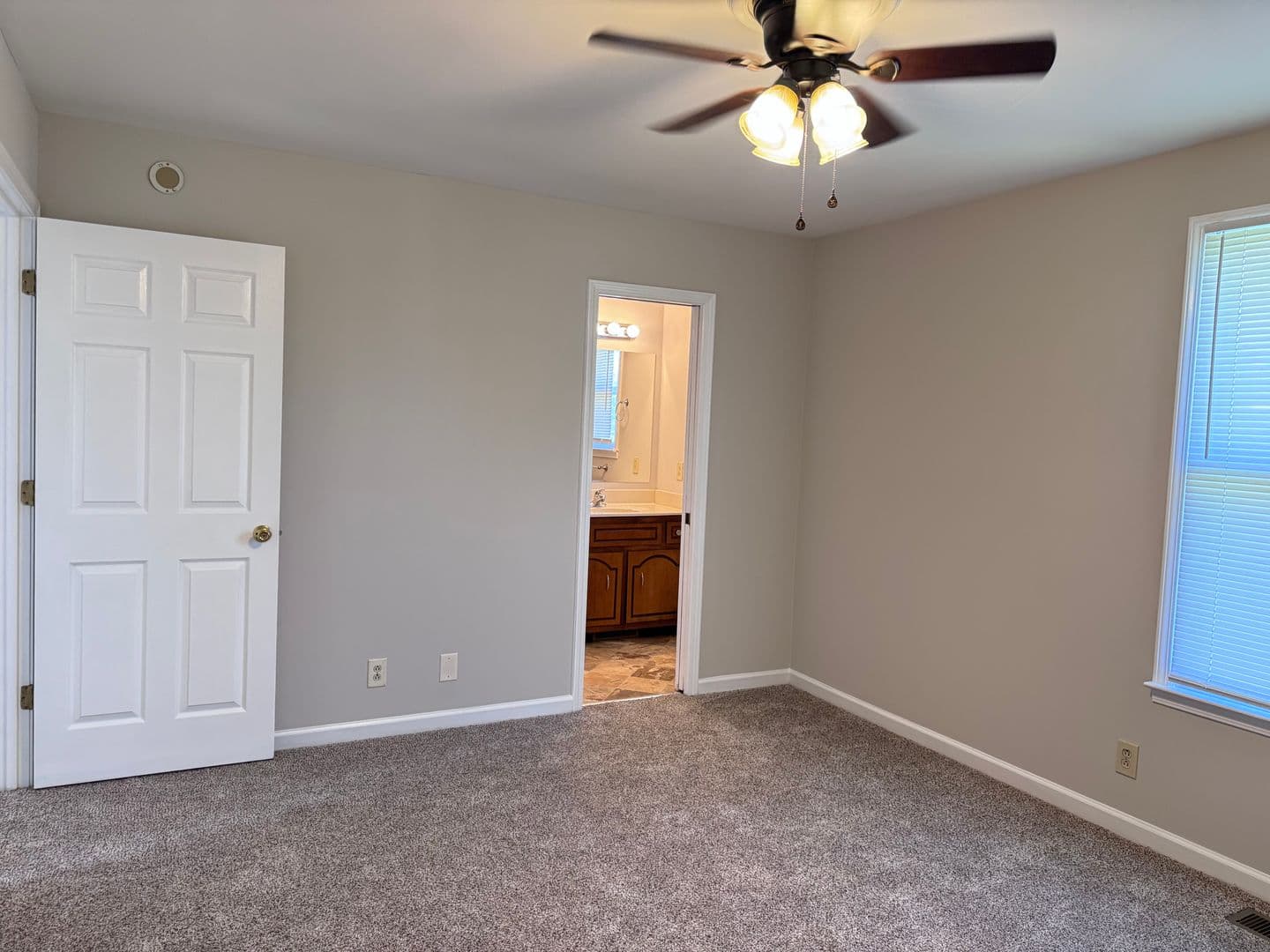 438 Kelsey Drive 8 of 22