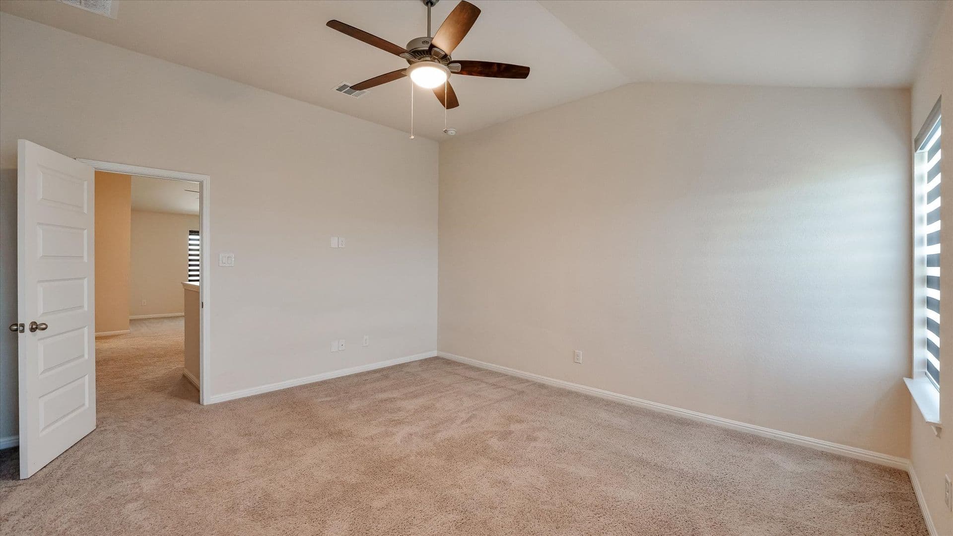 Castello Way 2514(MN 2) 23 of 37