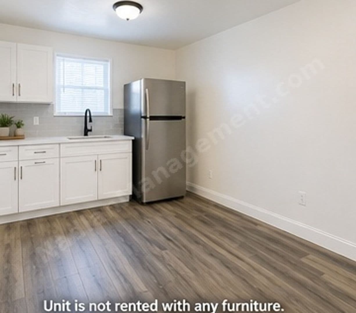 Ground Floor 2 Bedroom Near Health District BY UM & JMH 29 of 38