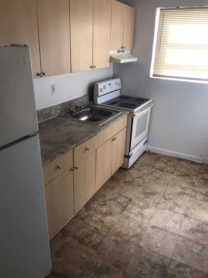 Downtown Miami 2 Bedroom 1 of 8