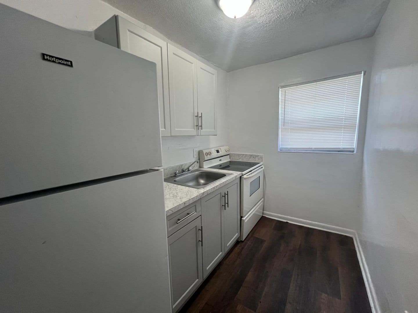 St George Apartments 3 of 12