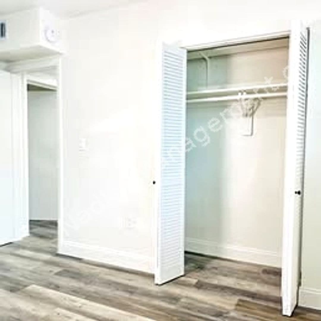 Ground Floor 2 Bedroom Near Health District BY UM & JMH 34 of 38