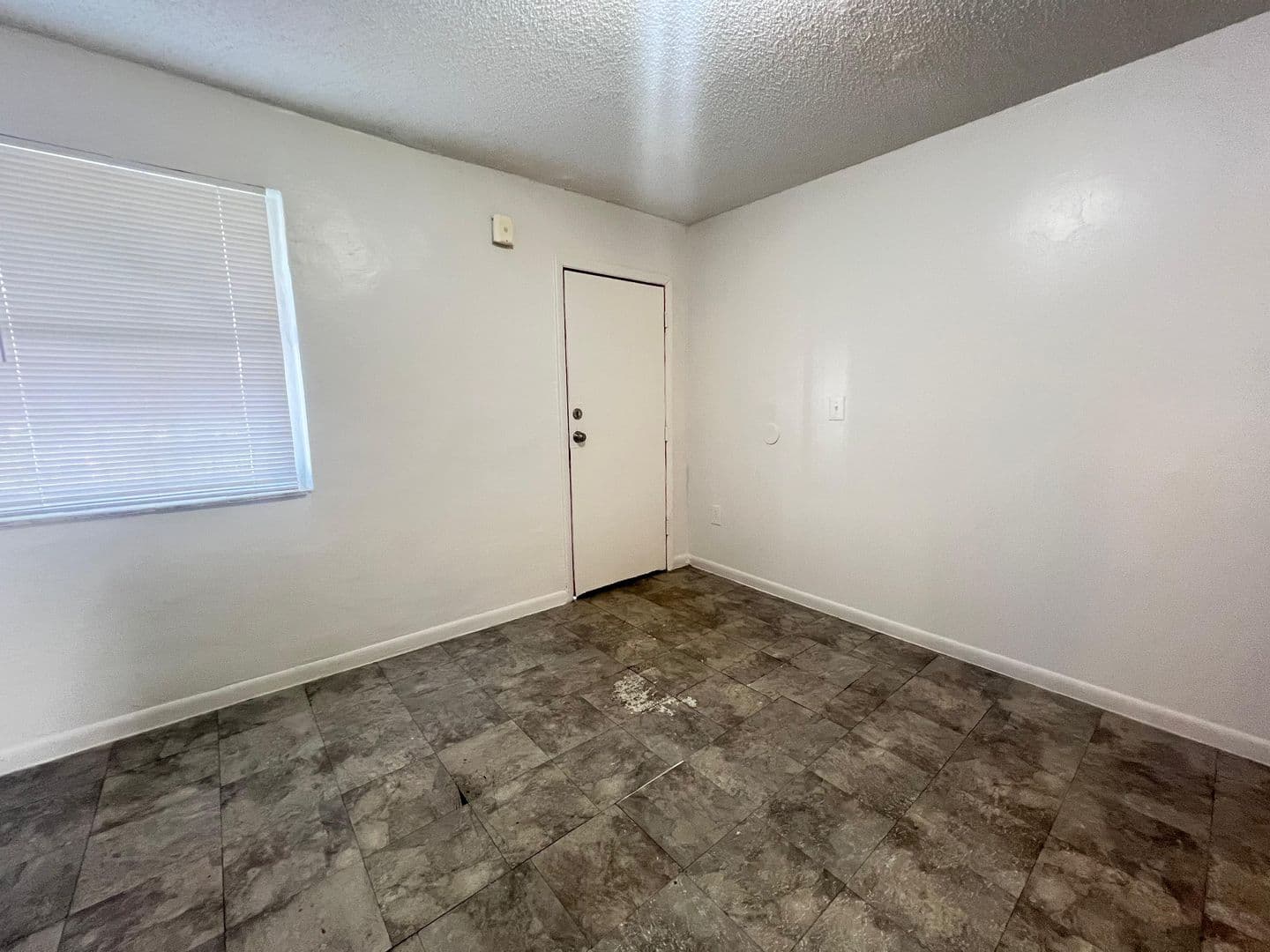 Modern Comfort: Newly Updated 2BR/1BA, Vinyl Tile Flooring, Spacious Living, Near Downtown 7 of 8