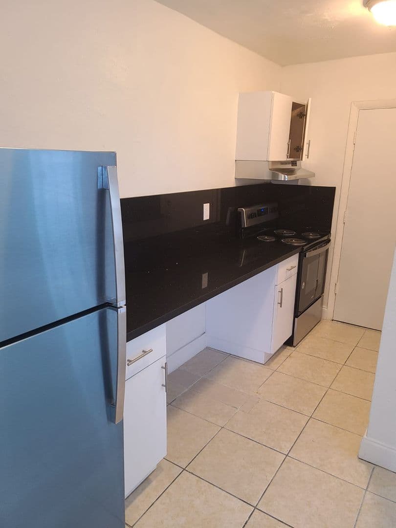 Ground Floor 2 Bedroom Near Health District BY UM & JMH 17 of 24