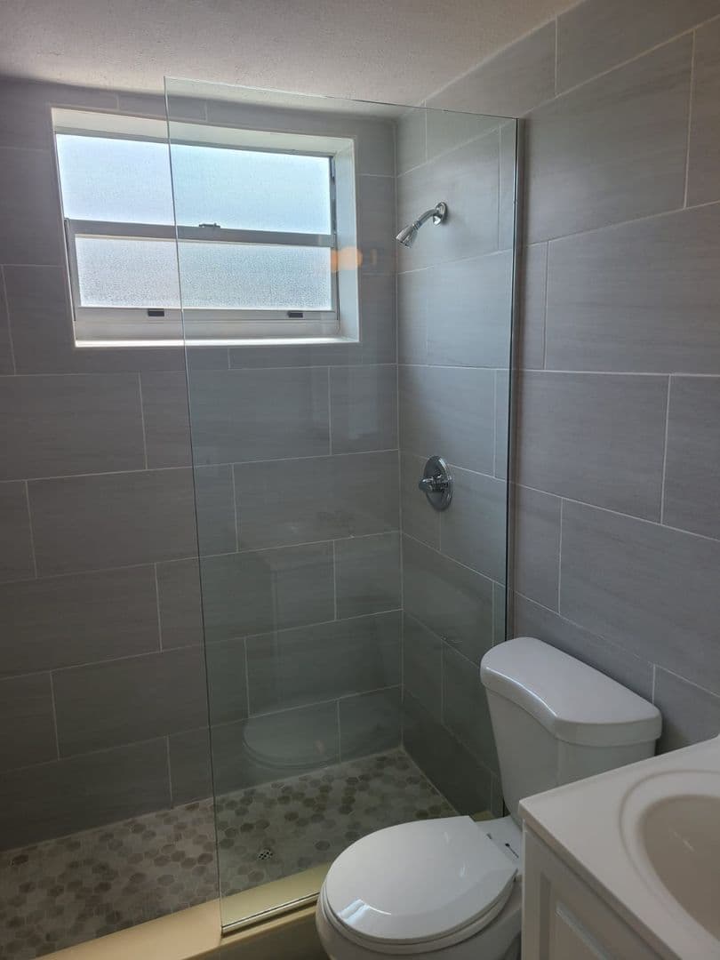 Ground Floor 2 Bedroom Near Health District BY UM & JMH 23 of 24