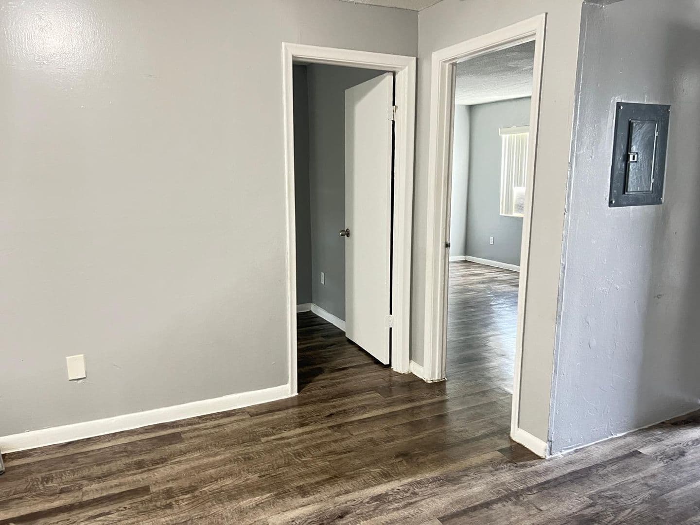 St George Apartments 3 of 9