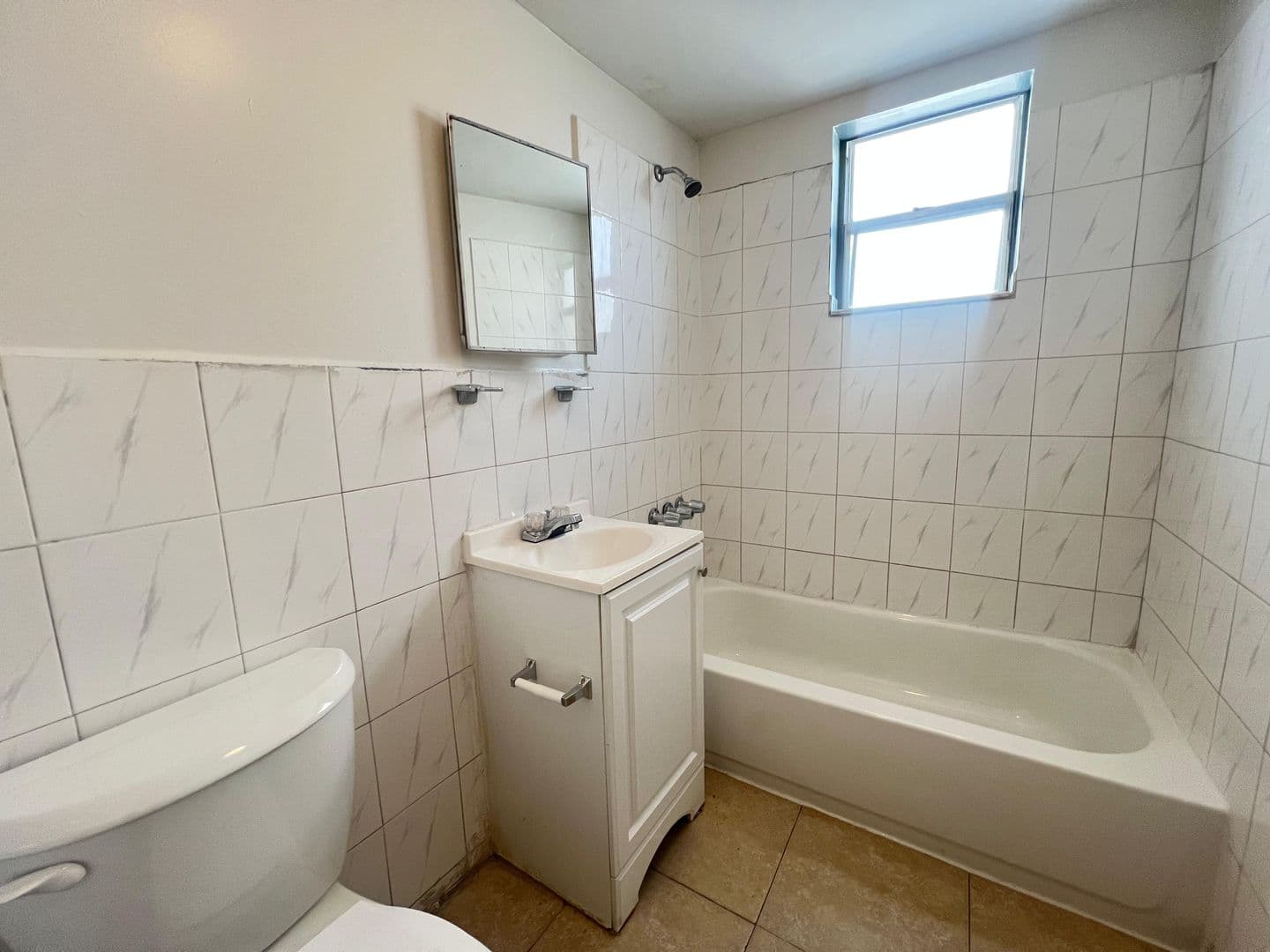 Modern Comfort: Newly Updated 2BR/1BA, Vinyl Tile Flooring, Spacious Living, Near Downtown Miami! 9 of 16