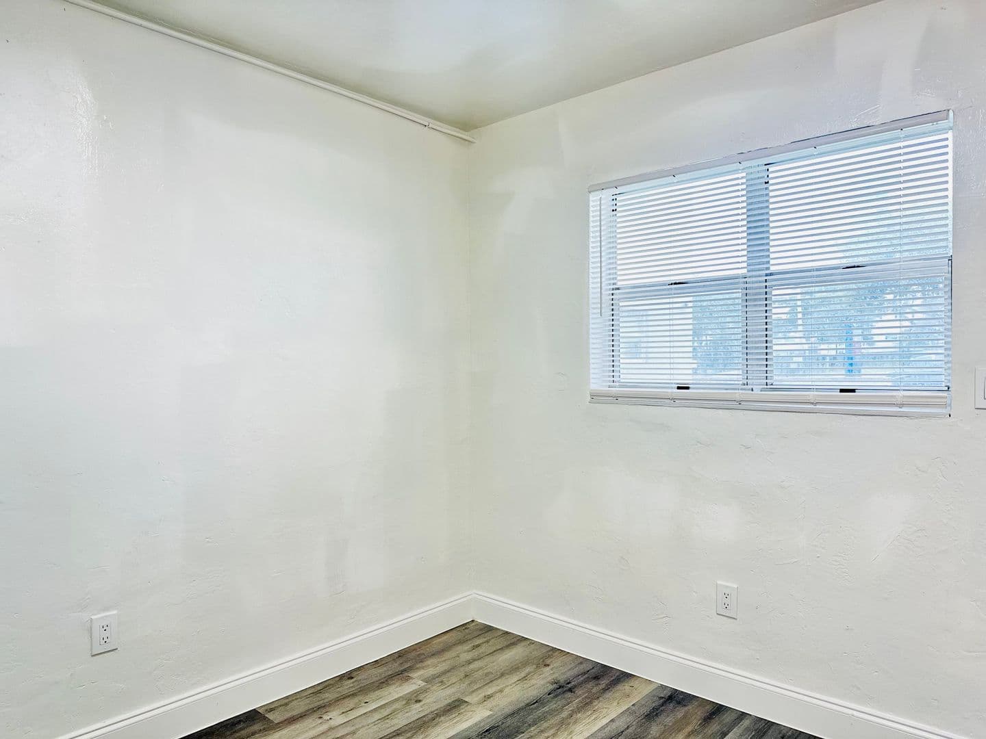 Ground Floor 2 Bedroom Near Health District BY UM & JMH 14 of 38