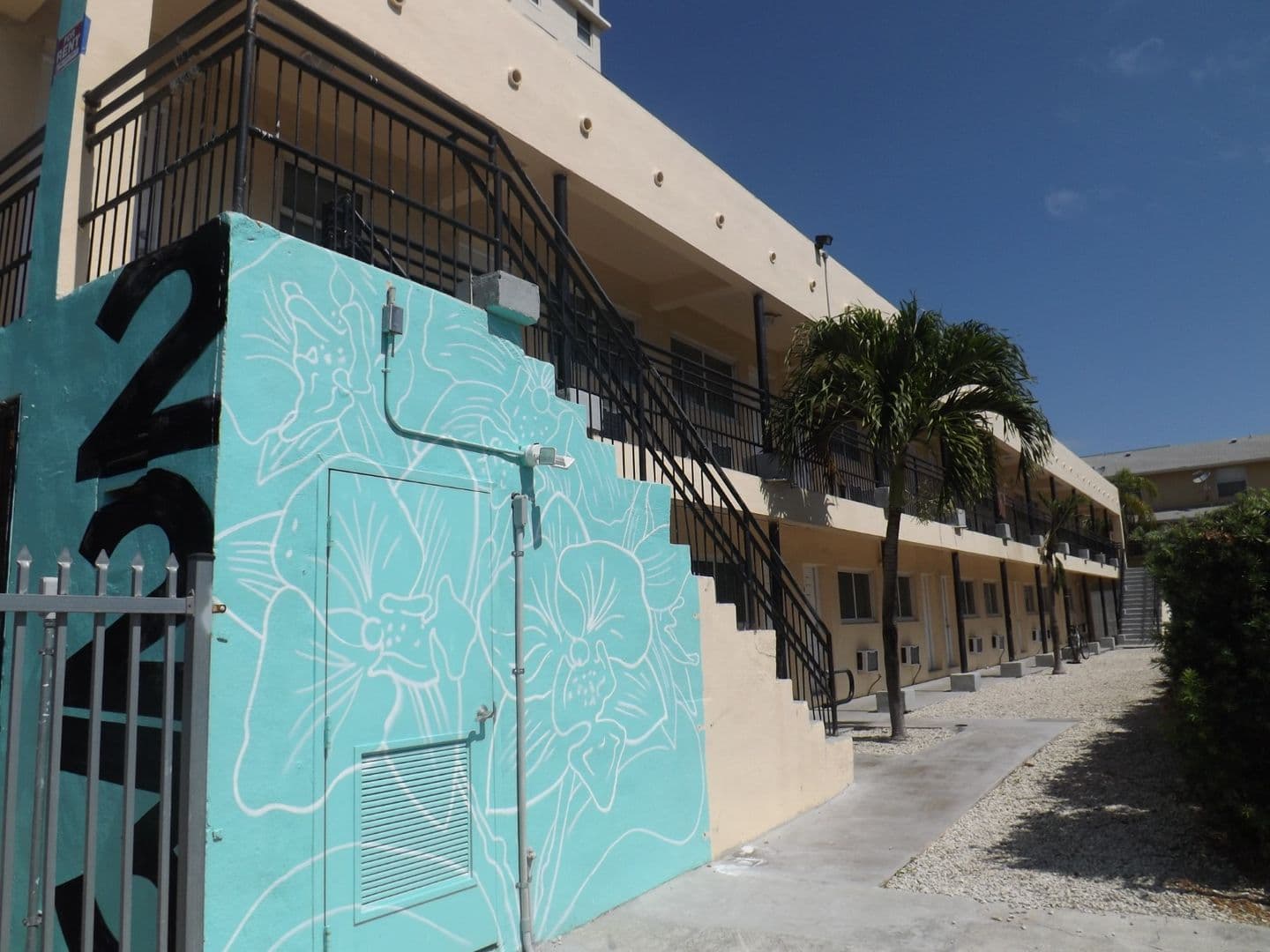 Stunning Boutique Studio Apartment Minuets From Downtown Miami & Wynwood! 18 of 18