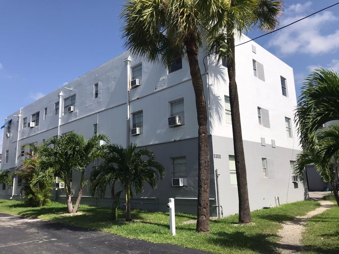 St George Apartments 9 of 12