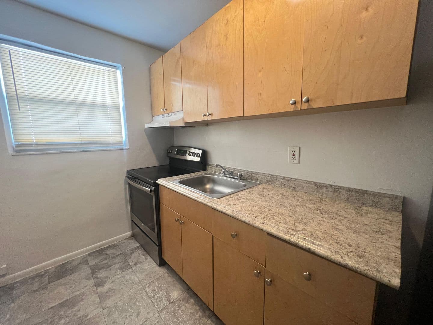 Modern Comfort: Newly Updated 2BR/1BA, Vinyl Tile Flooring, Spacious Living, Near Downtown Miami! 15 of 16