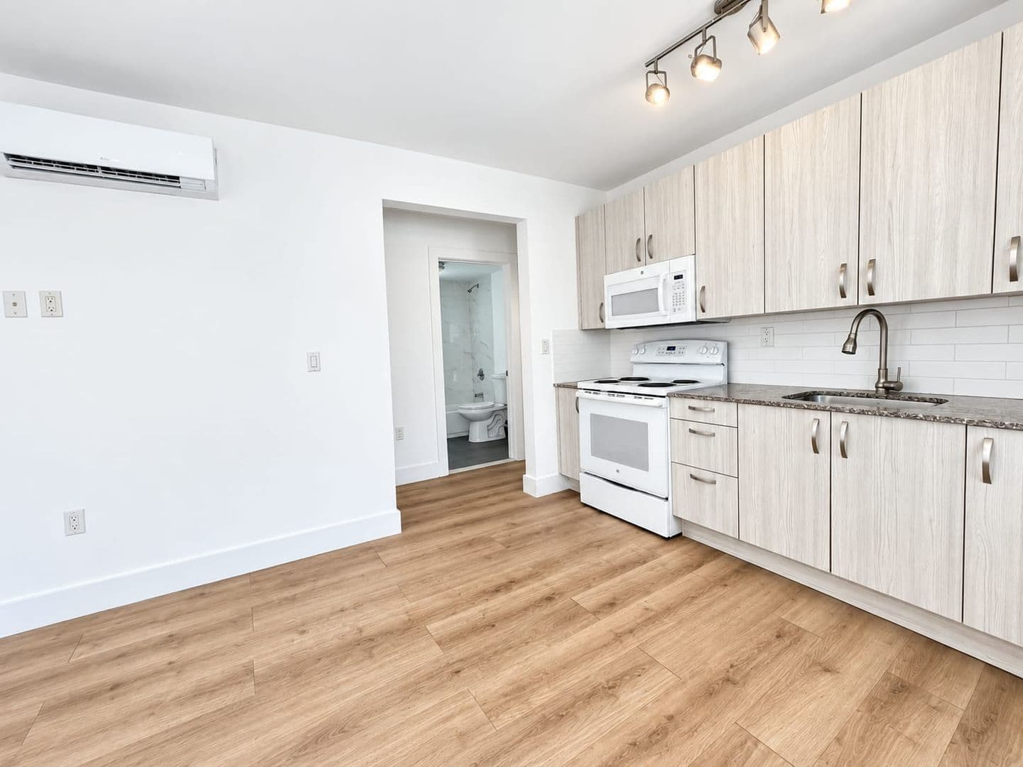 16 Corner Property Owner LLC 2 of 5