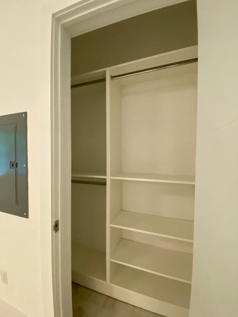 Modern Studio Living Just Steps from the Sand – South Beach Style 13 of 16