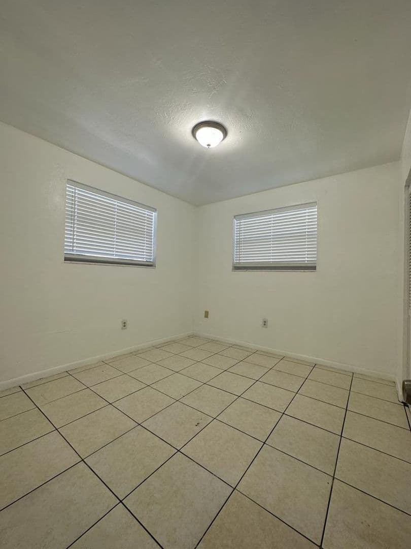 Ground Floor 2 Bedroom Near Health District BY UM & JMH 15 of 24
