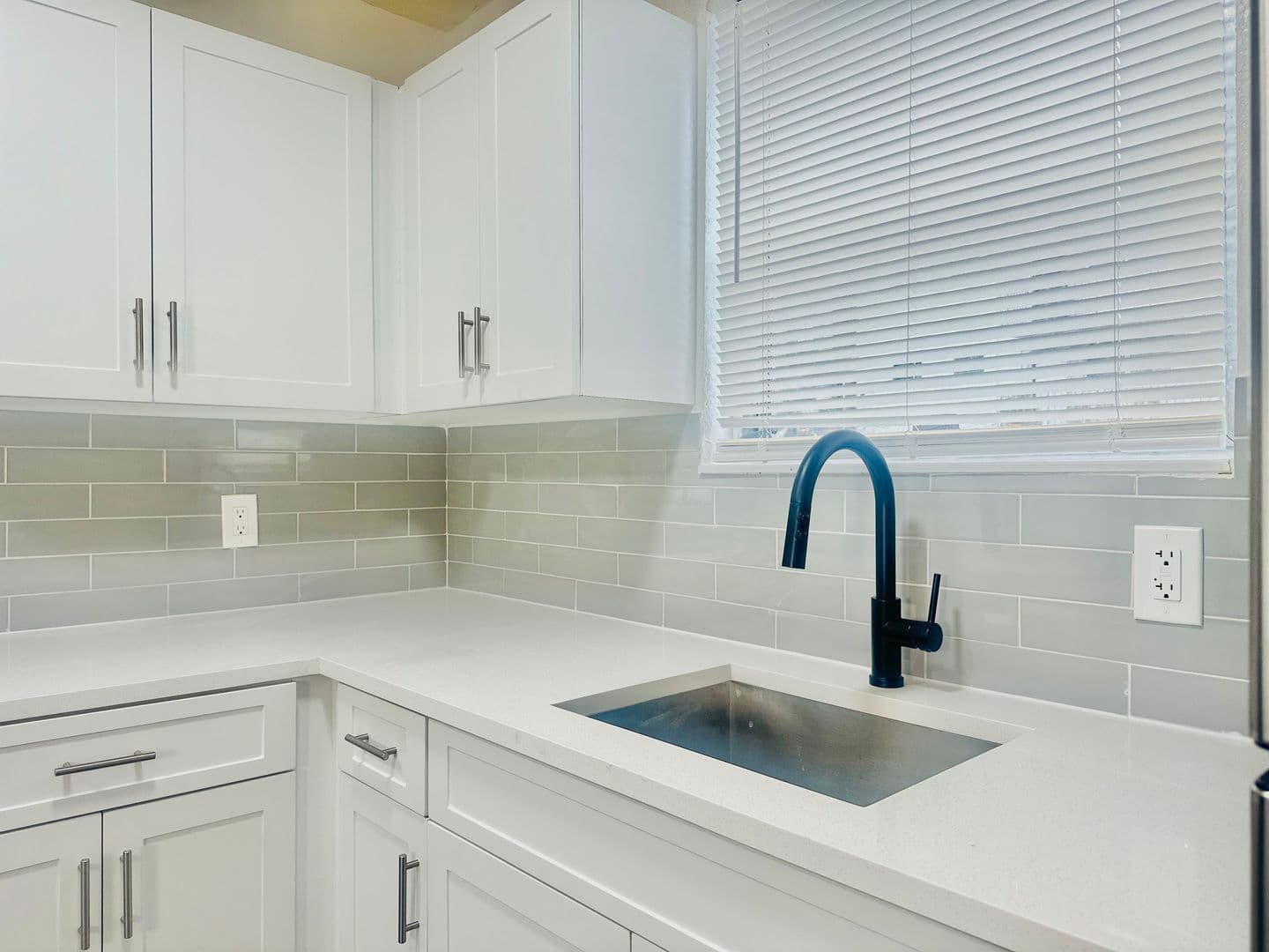 Ground Floor 2 Bedroom Near Health District BY UM & JMH 3 of 24