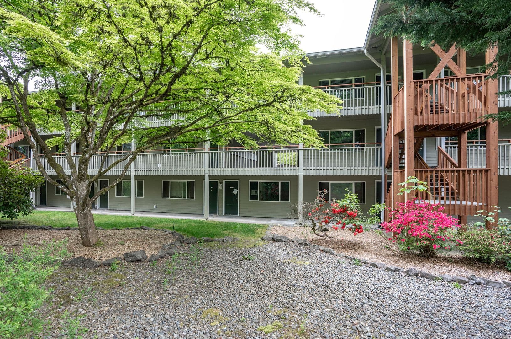 Cedar Pointe Apartments - 811 1 of 20