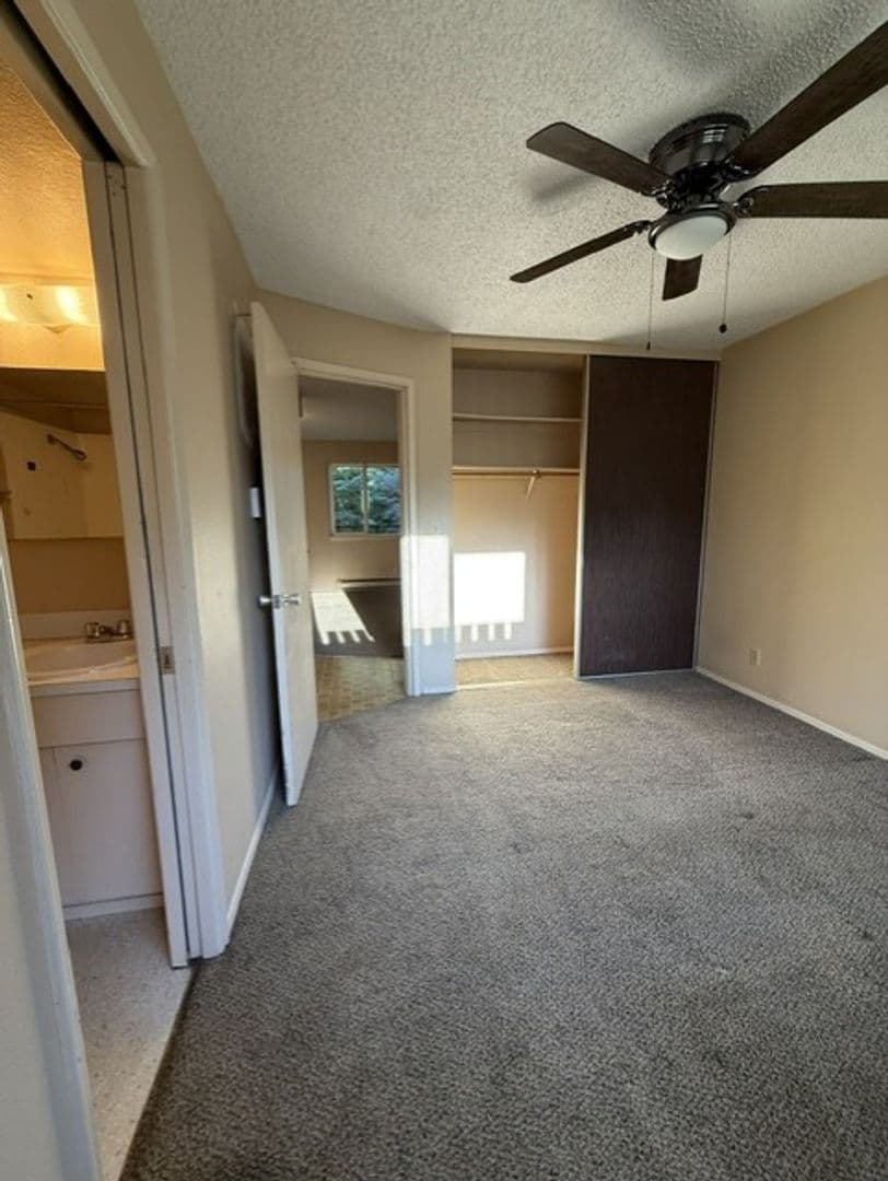 Cedar Pointe Apartments - 811 9 of 17