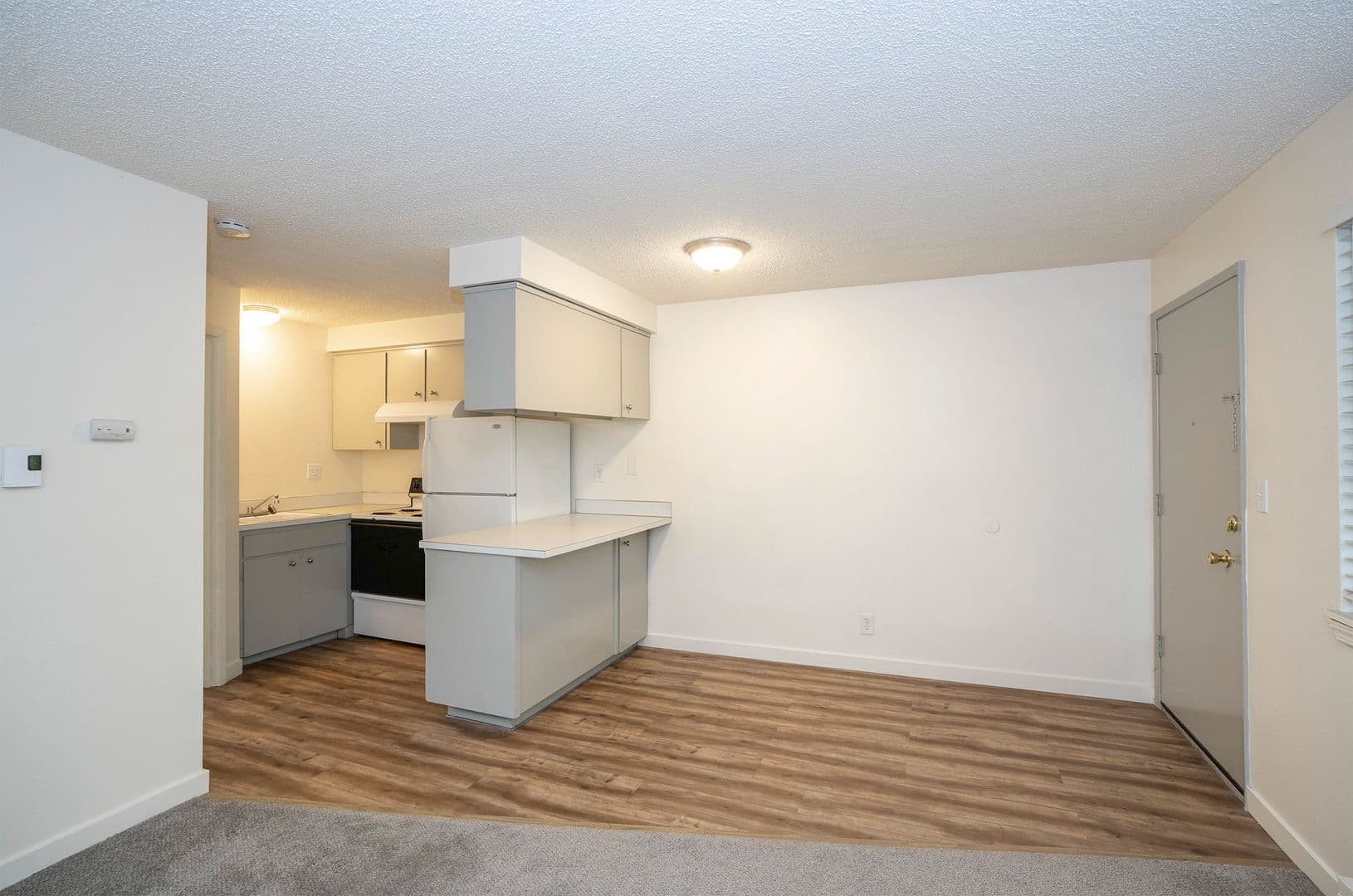 Cedar Pointe Apartments - 811 6 of 18
