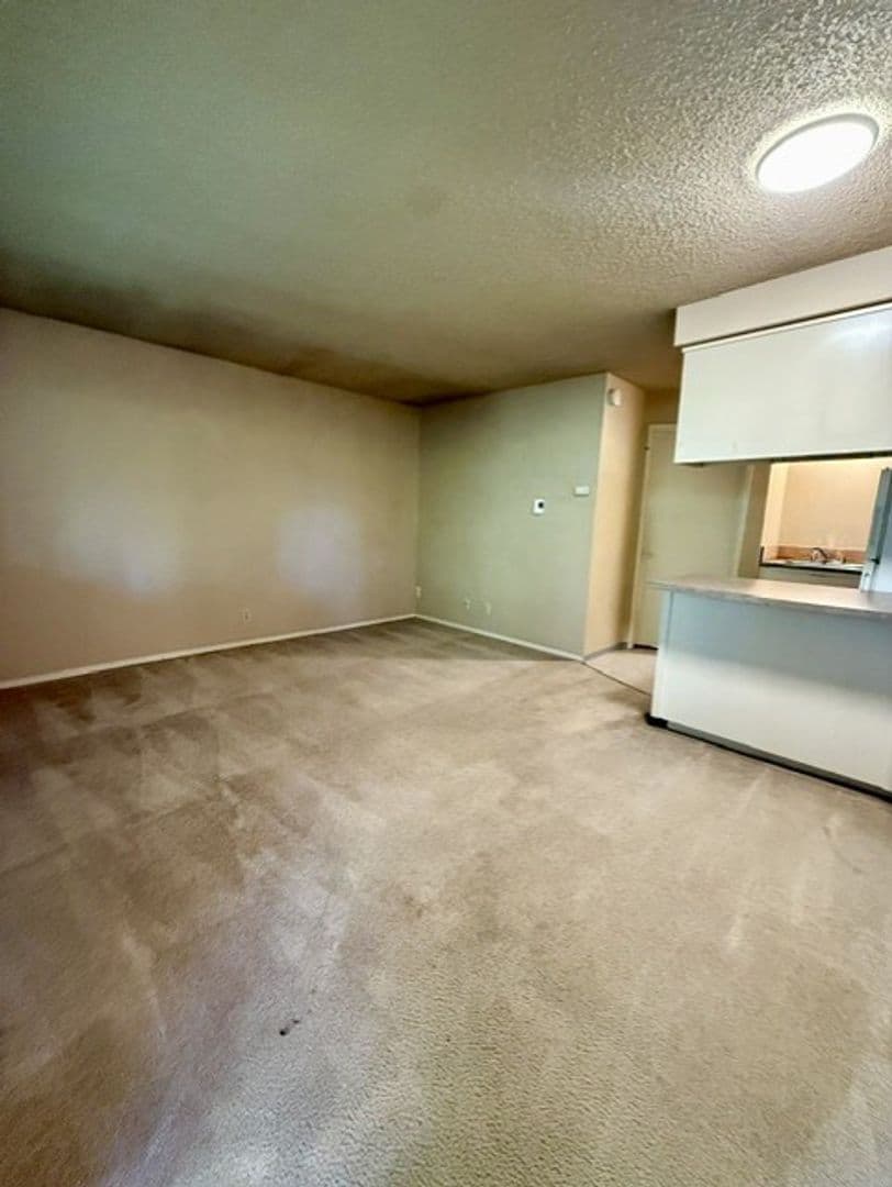 Cedar Pointe Apartments - 811 5 of 20