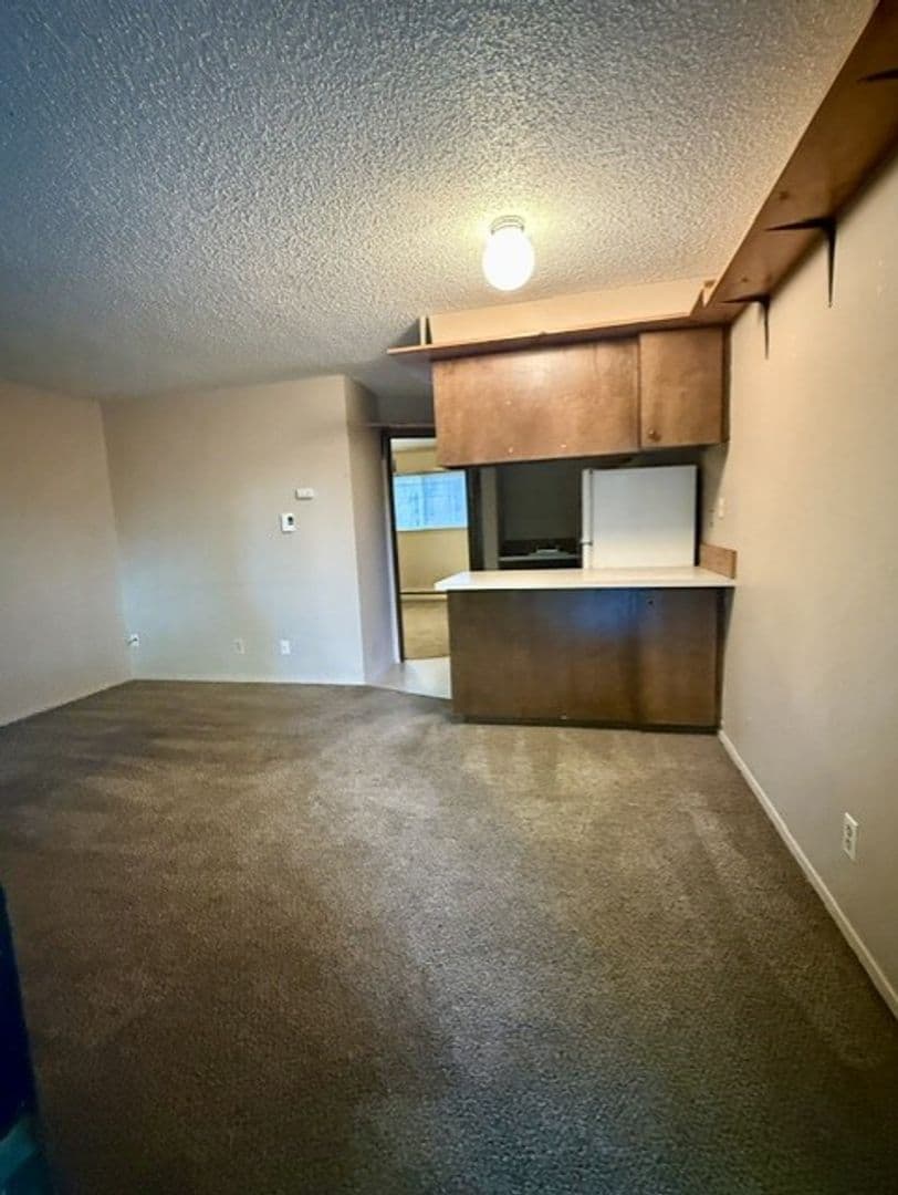 Cedar Pointe Apartments - 811 3 of 16