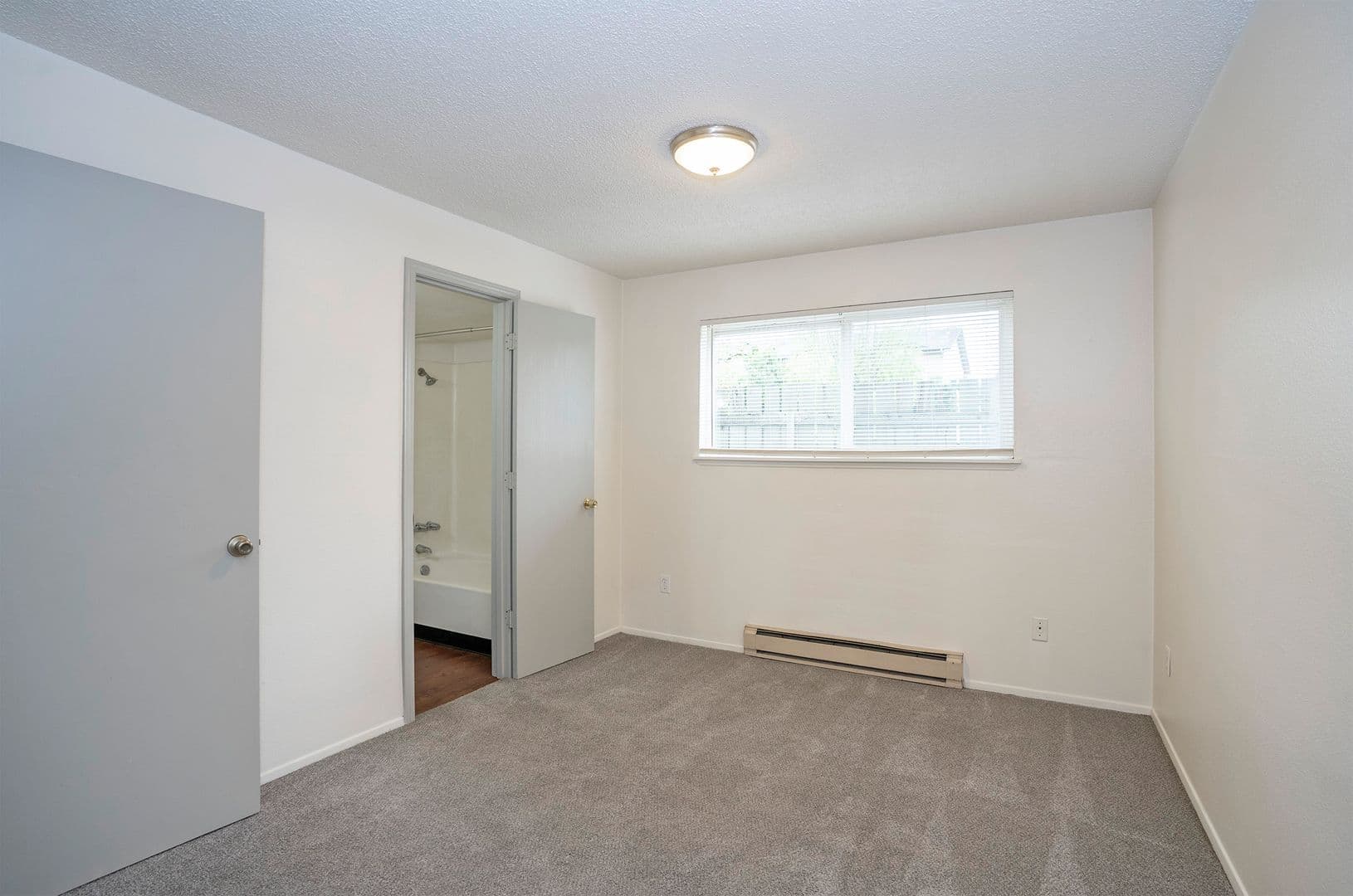 Cedar Pointe Apartments - 811 11 of 19