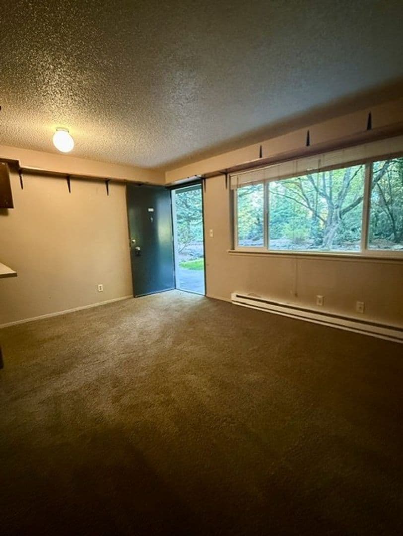 Cedar Pointe Apartments - 811 5 of 16