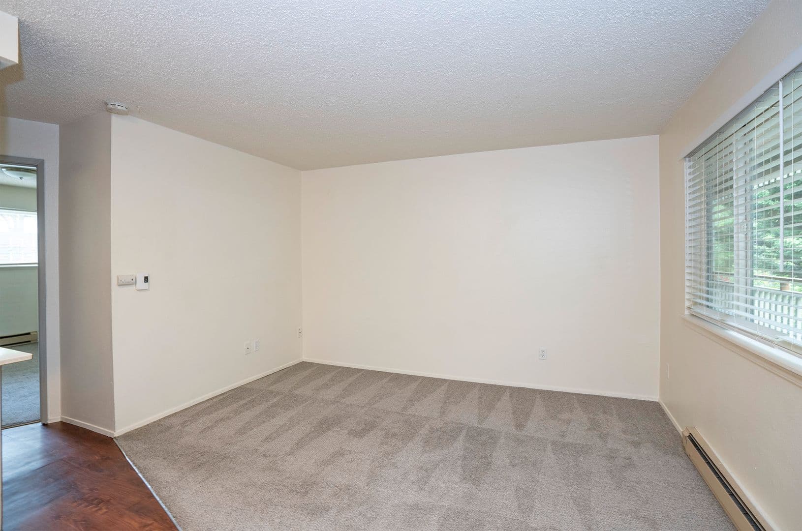 Cedar Pointe Apartments - 811 5 of 19