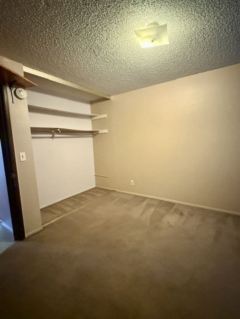 Cedar Pointe Apartments - 811 9 of 16