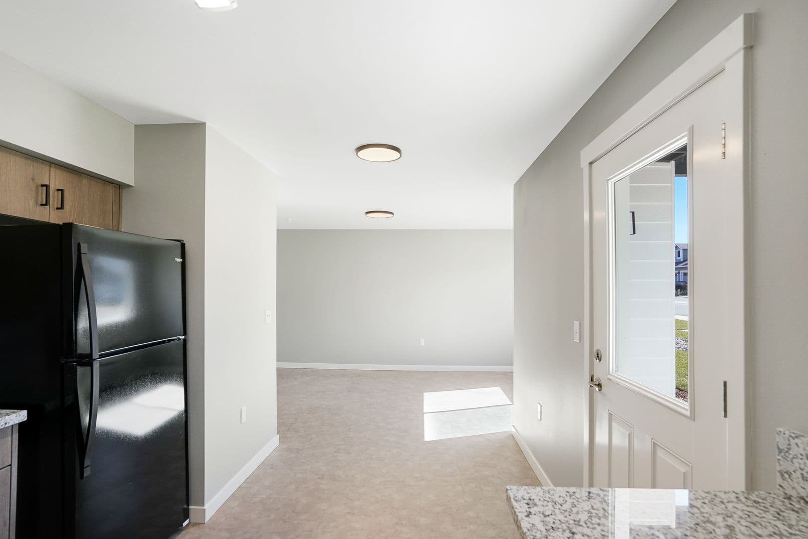 PET FRIENDLY 2Bd/2Ba 2nd Story Apartment Unit - Available to View! 27 of 36