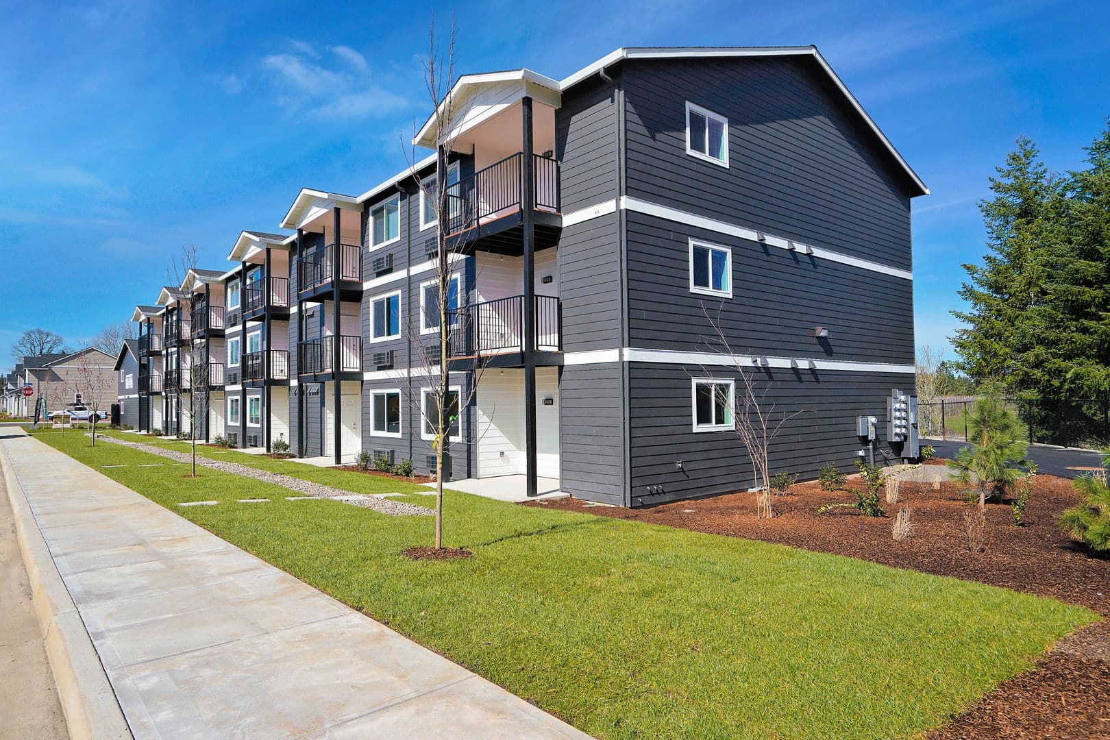 PET FRIENDLY 2Bd/2Ba 2nd Story Apartment Unit - Available to View! 19 of 36