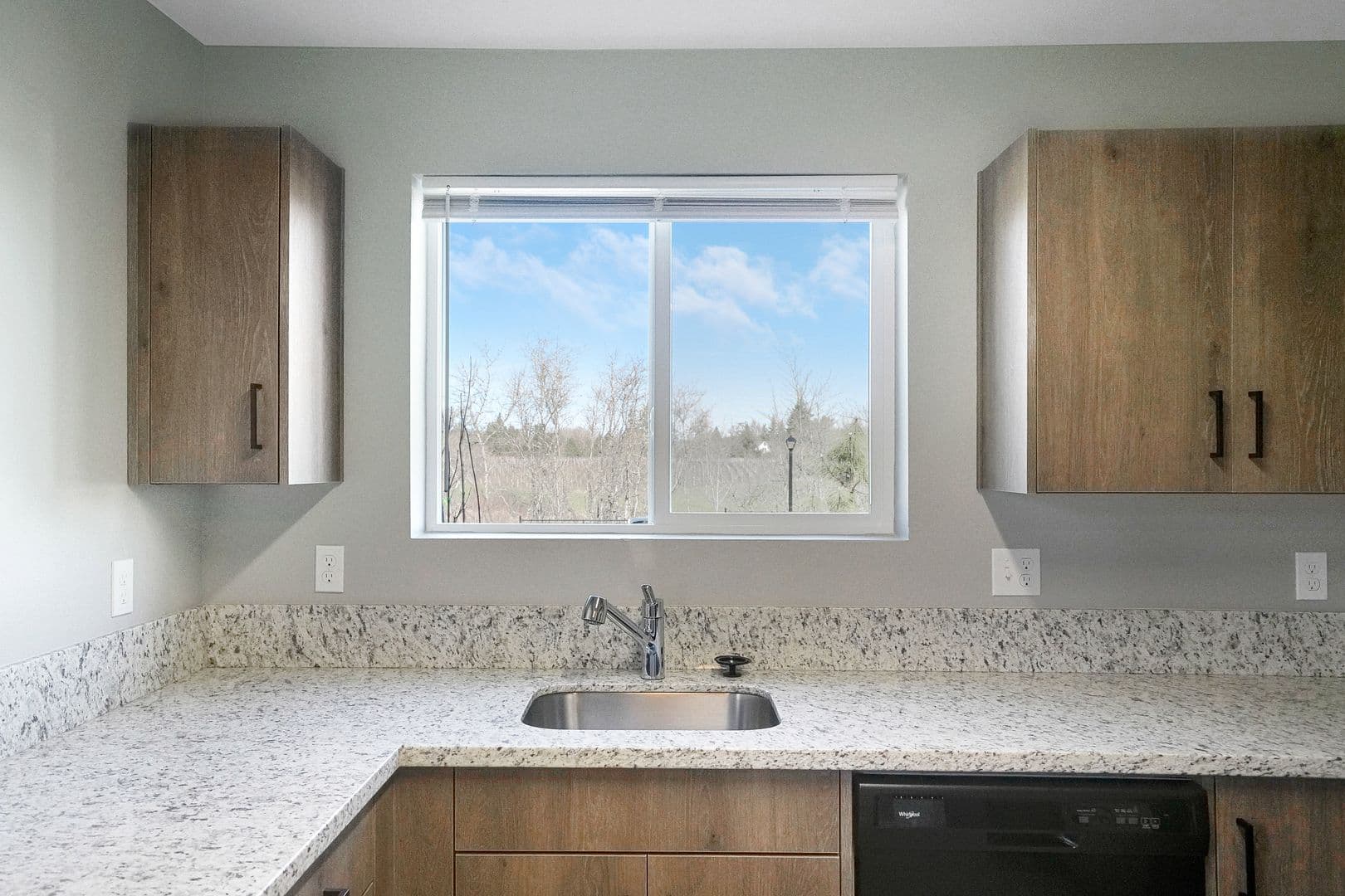 PET FRIENDLY 2Bd/2Ba 2nd Story Apartment Unit - Available to View! 26 of 36