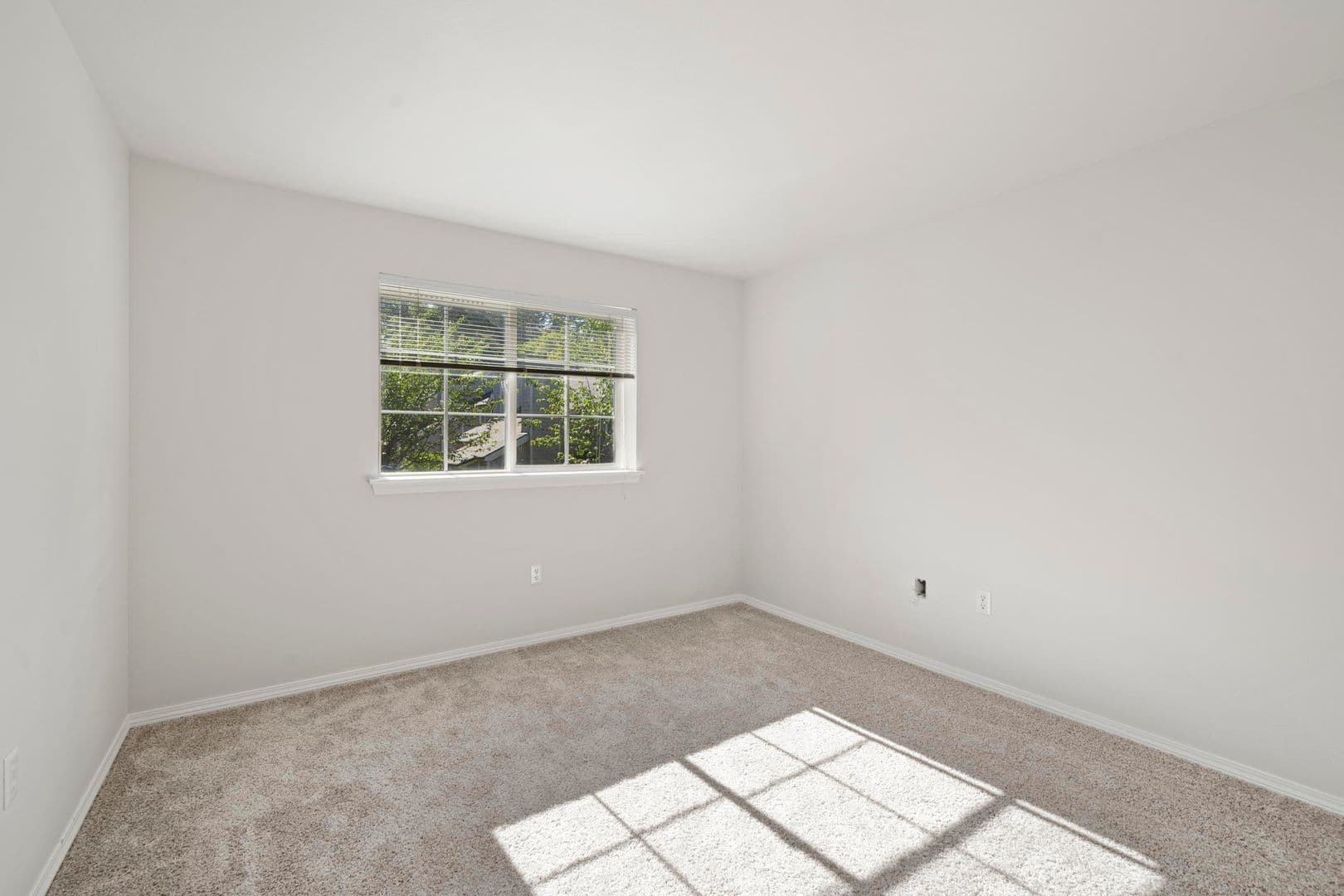 Water's Edge Townhomes 52 of 56