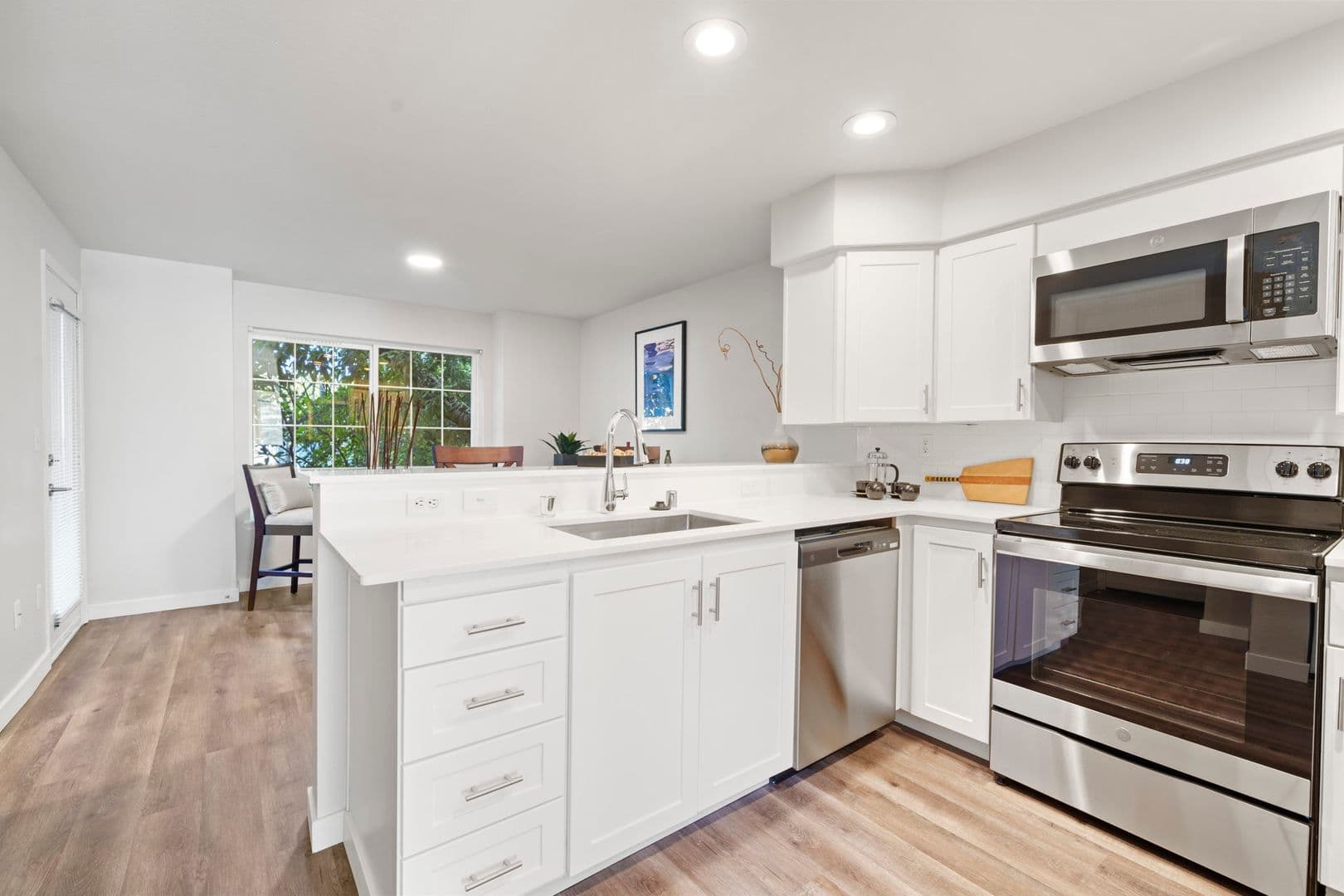 Water's Edge Townhomes 34 of 56