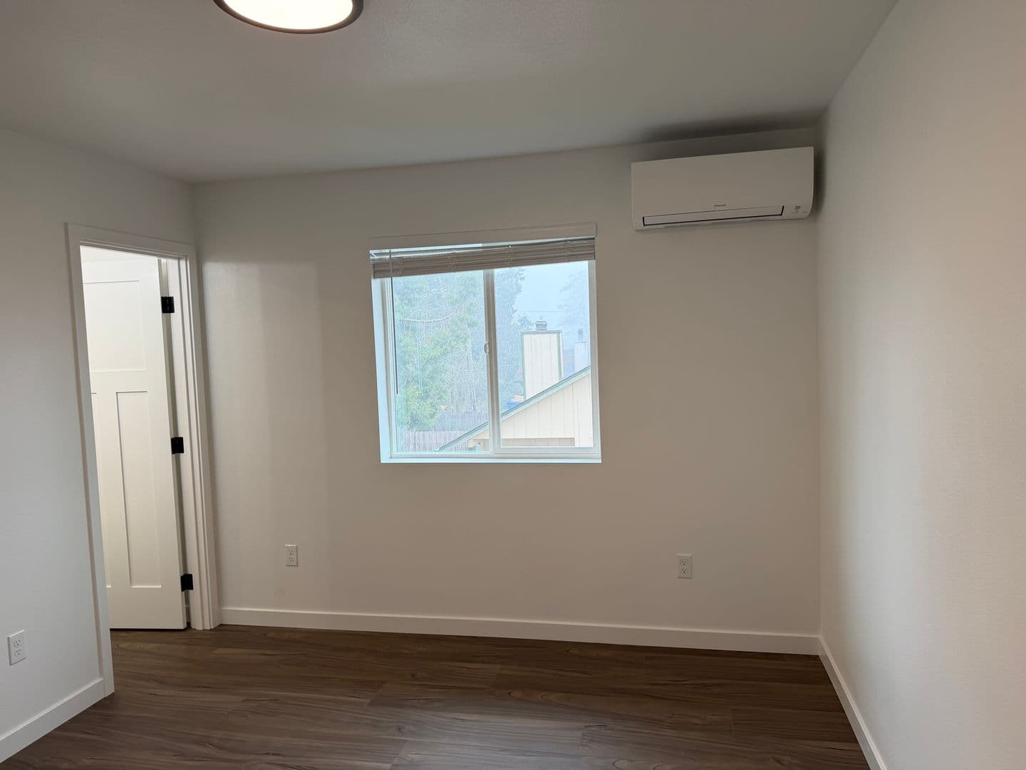 240 N 55th St. 31 of 47