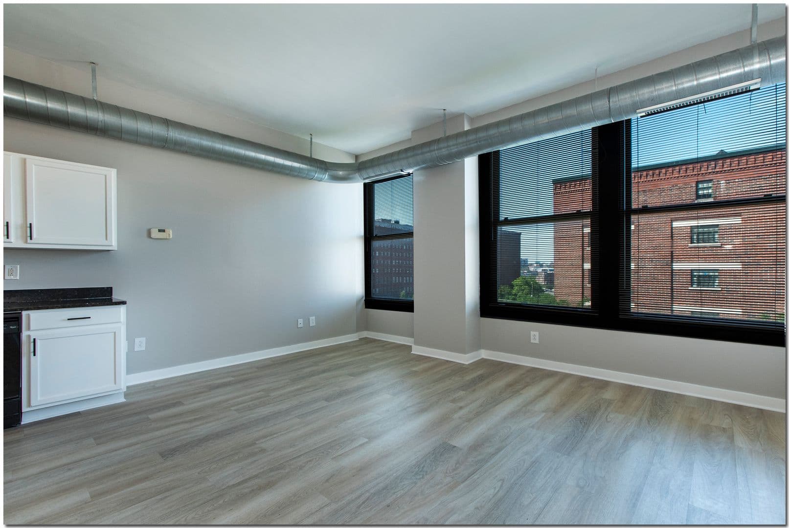 Marshall Place Apartments 6 of 11