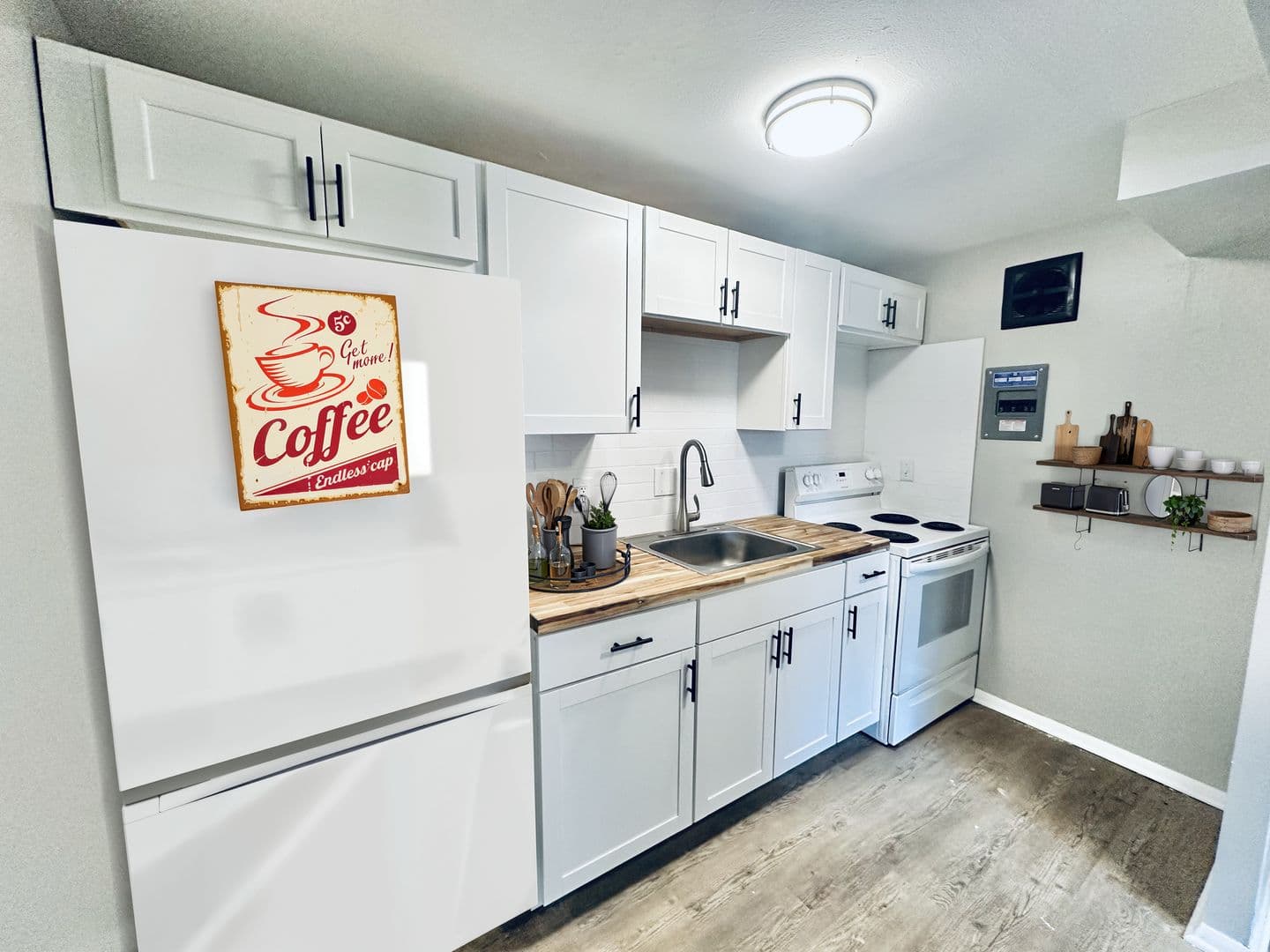 Acadian Apartments 5 of 10
