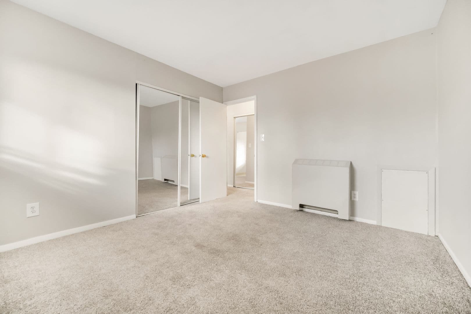 Memorial Heights Apartments 7 of 12