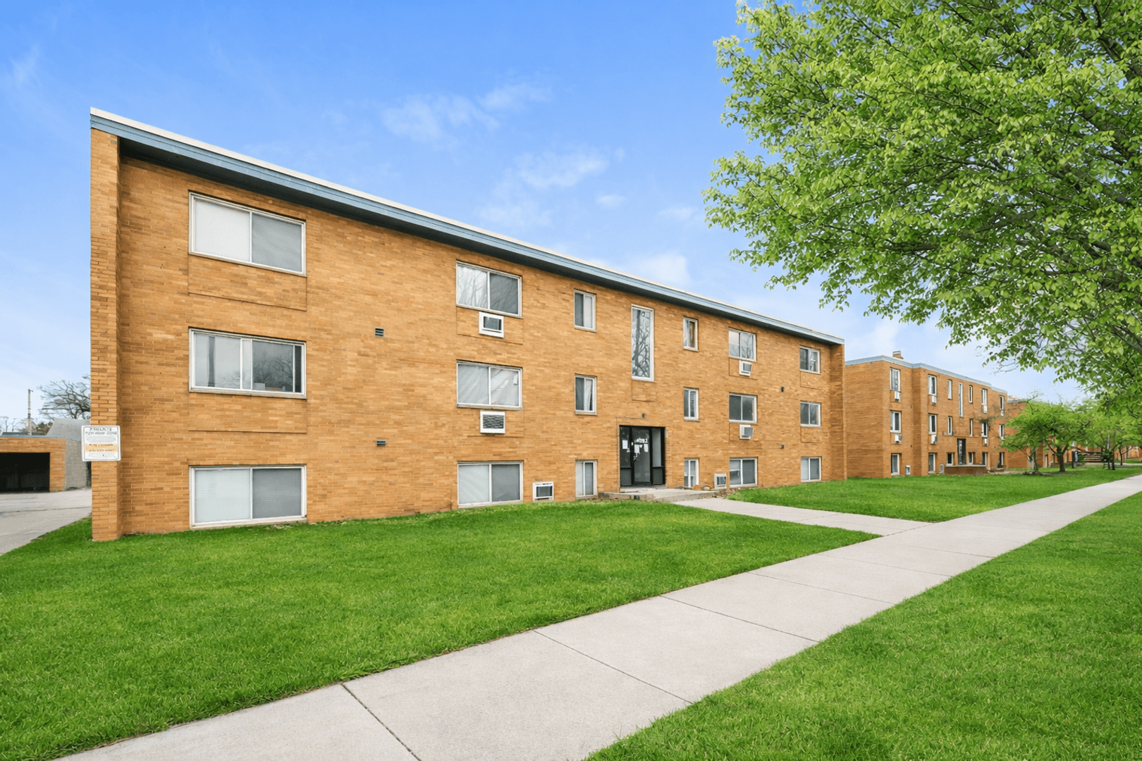 Fulton Flats North 1 of 10